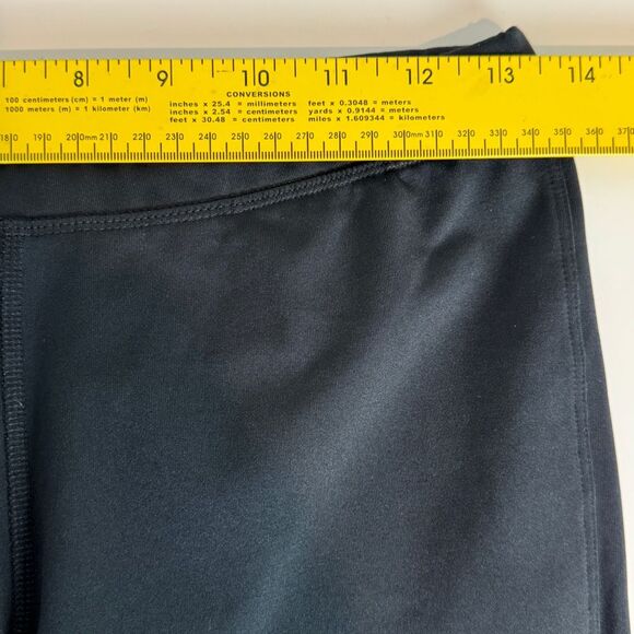 Saucony Black Grey Cropped Tights & Striped Tank Top Set M - Picture 5 of 13